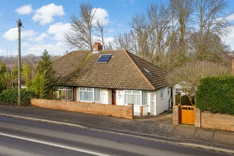 Dereham Road, North Earlham, Norwich NR5