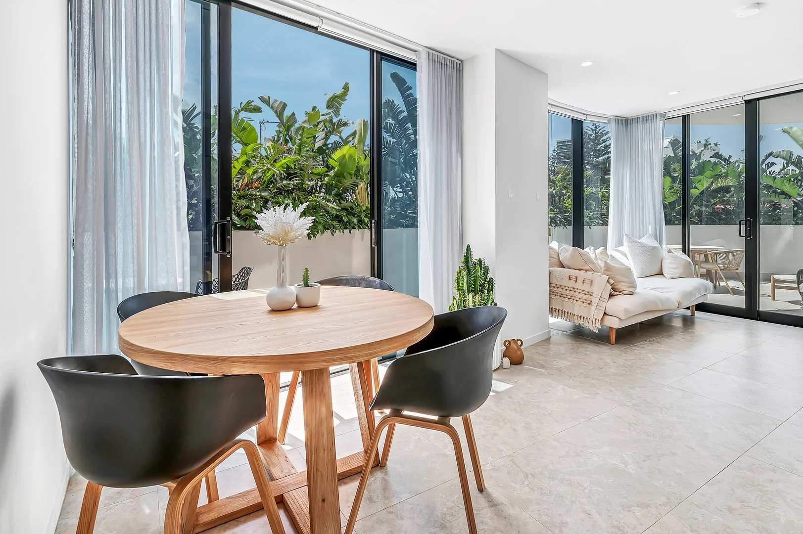 204/28-30 Second Avenue, Broadbeach QLD 4218