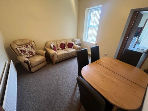 Crymlyn Street, Port Tennant SA1