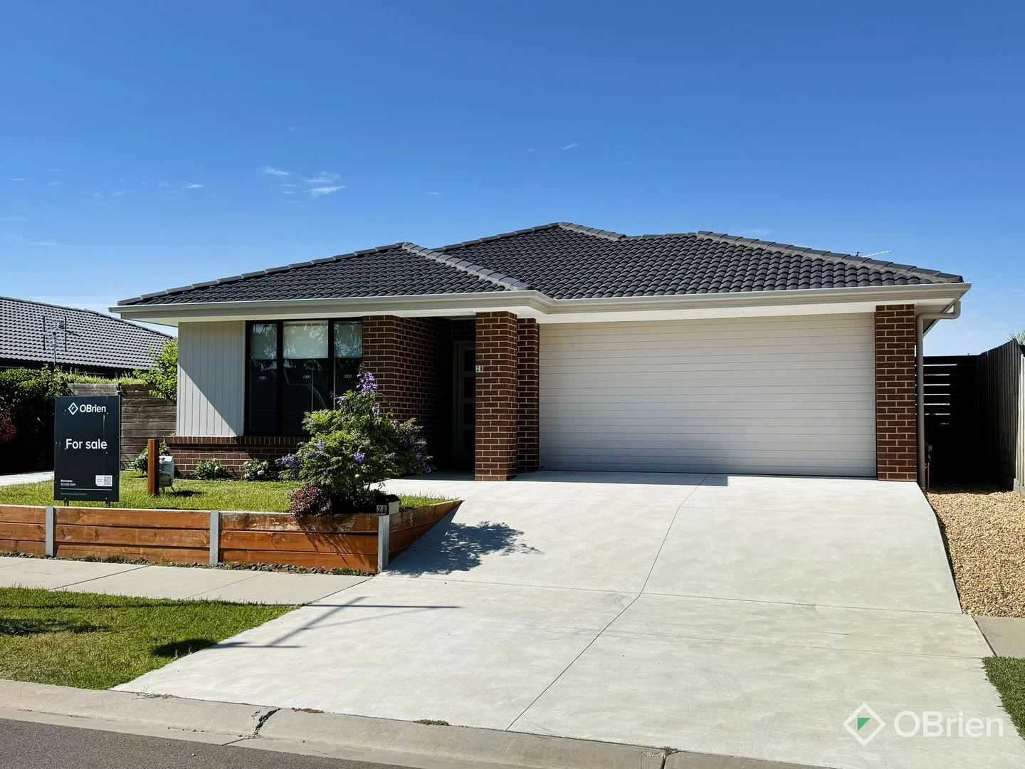 28 Houghton Crescent, Eagle Point VIC 3878