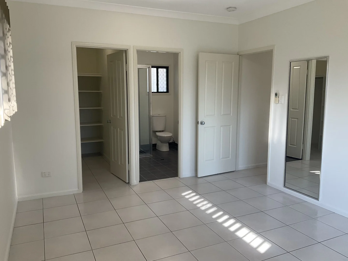 Additional image 12 of Kirwan QLD 4817