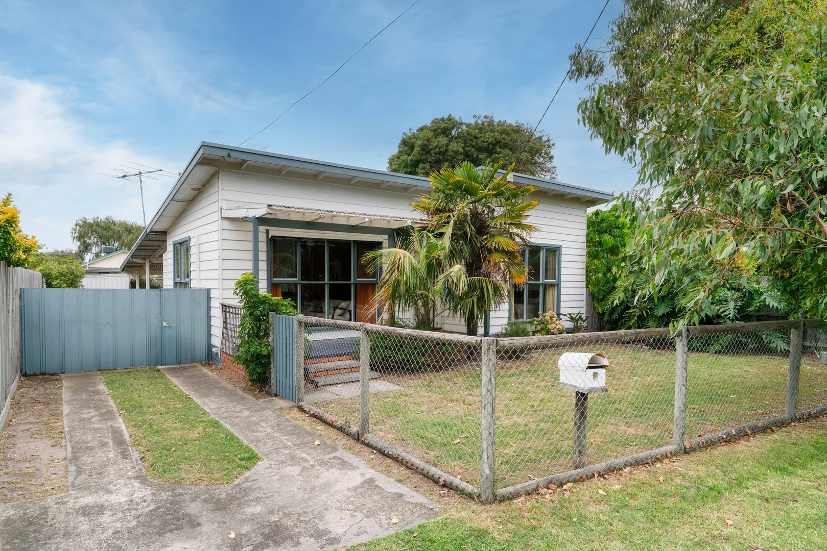 8 Ella Crescent, Capel Sound VIC 3940