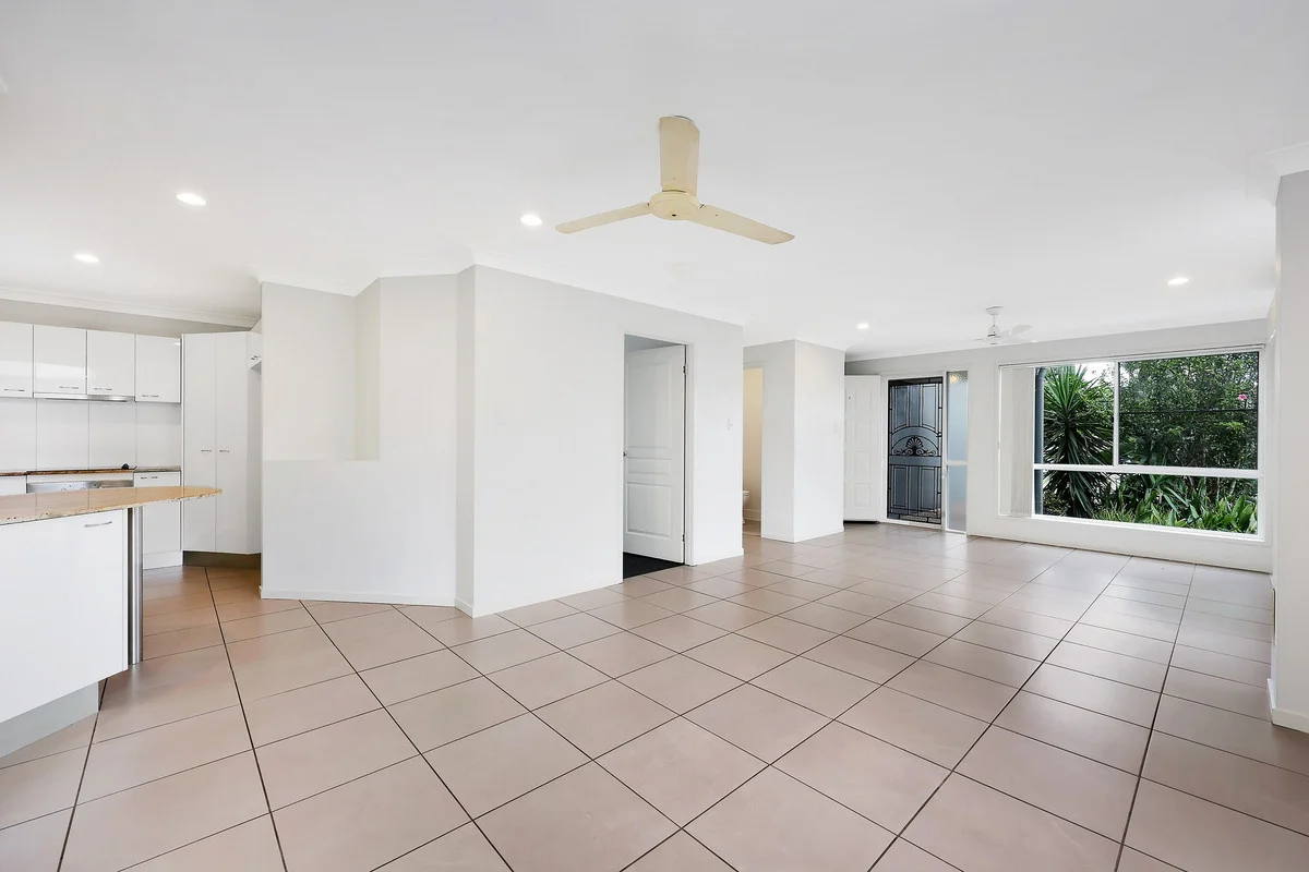 Additional image 5 of 20 Wave Court, Toogoom QLD 4655