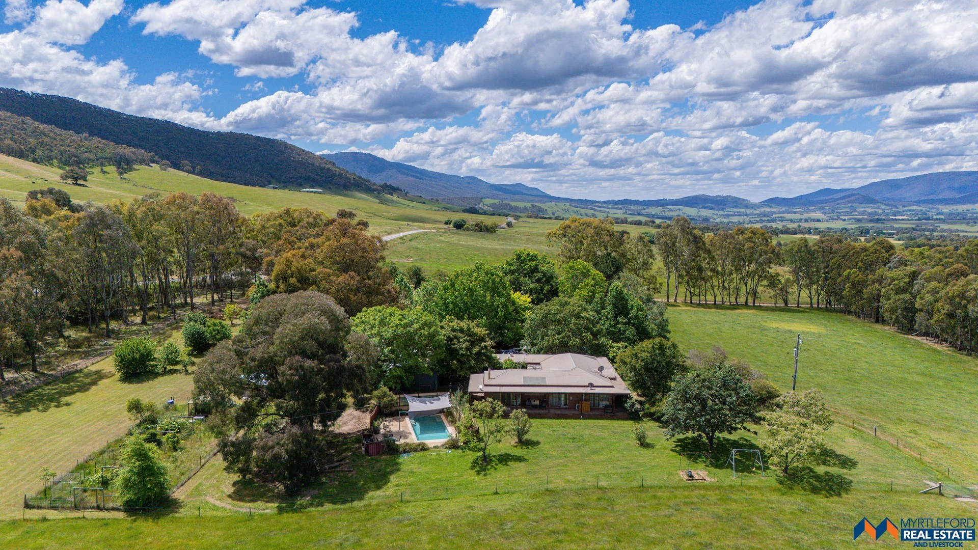 10 Hicks Road, Myrtleford VIC 3737