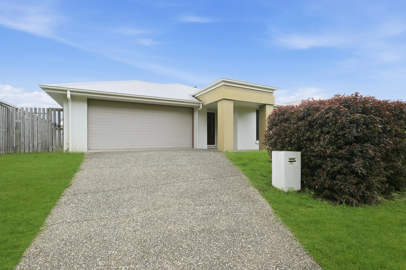 26a Newport Parade, Blacks Beach QLD 4740