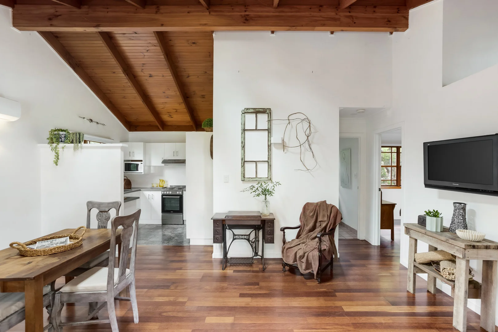 Additional image 12 of 214 Mount Keira Road, Mount Keira NSW 2500