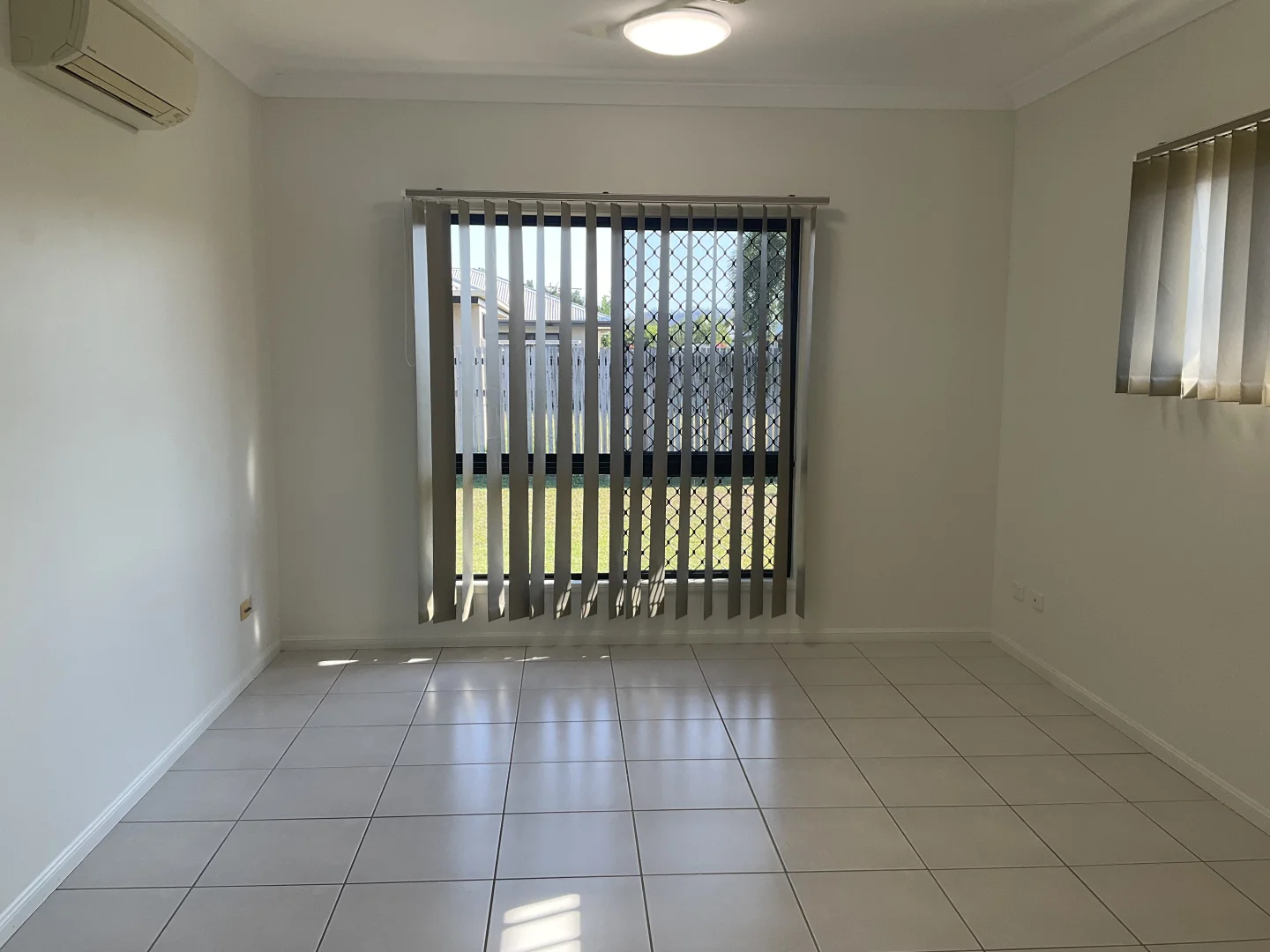 Additional image 11 of Kirwan QLD 4817