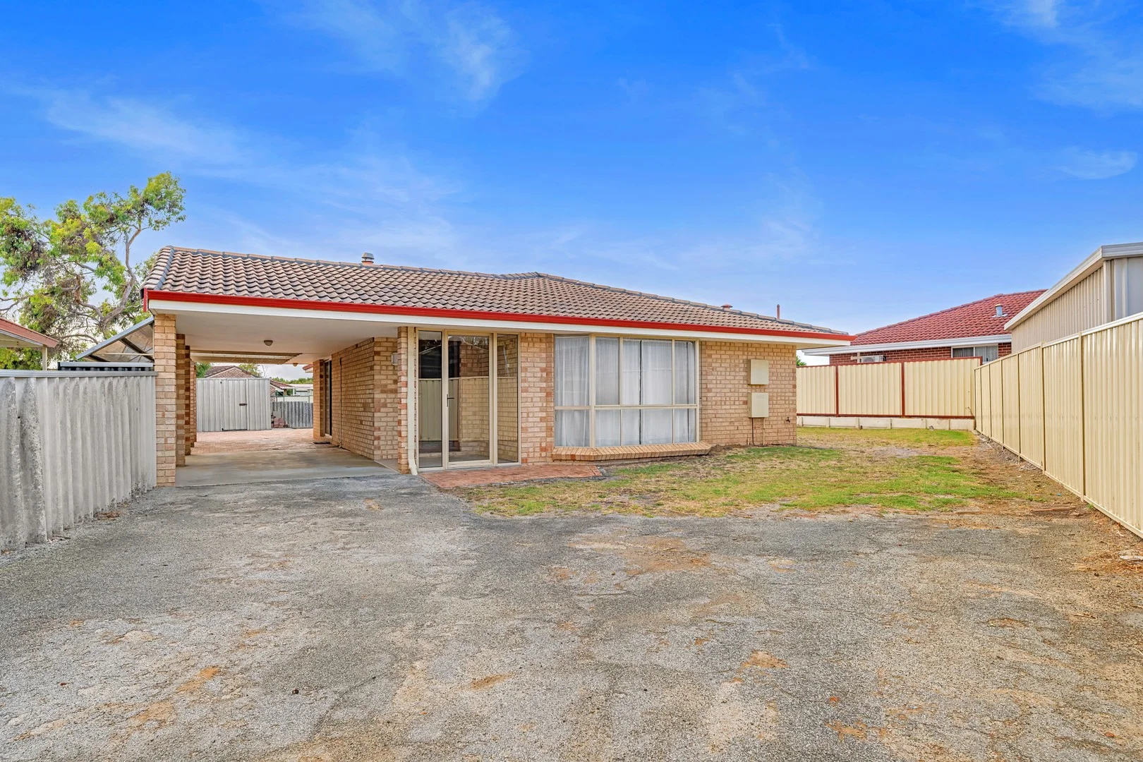 9B Seville Way, Orana WA 6330