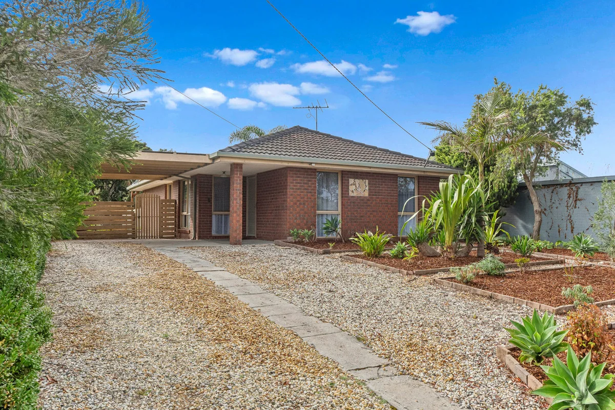 63 Potton Avenue, Rosebud VIC 3939