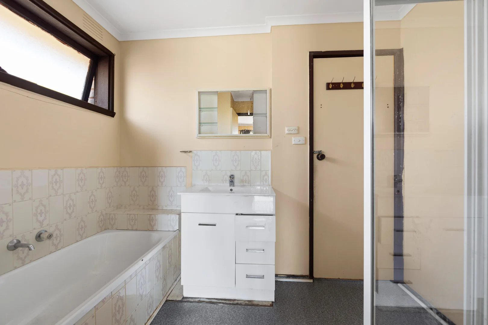 Additional image 7 of 205 Furlong road, St Albans VIC 3021