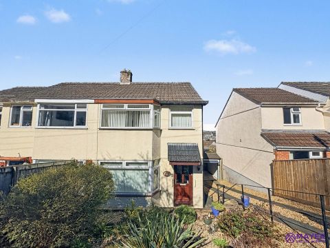 Merafield Drive, Plymouth PL7