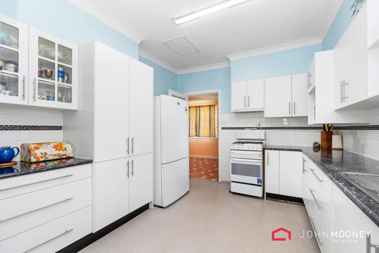 Additional image 3 of 103 Mitchelmore Street, Mount Austin NSW 2650
