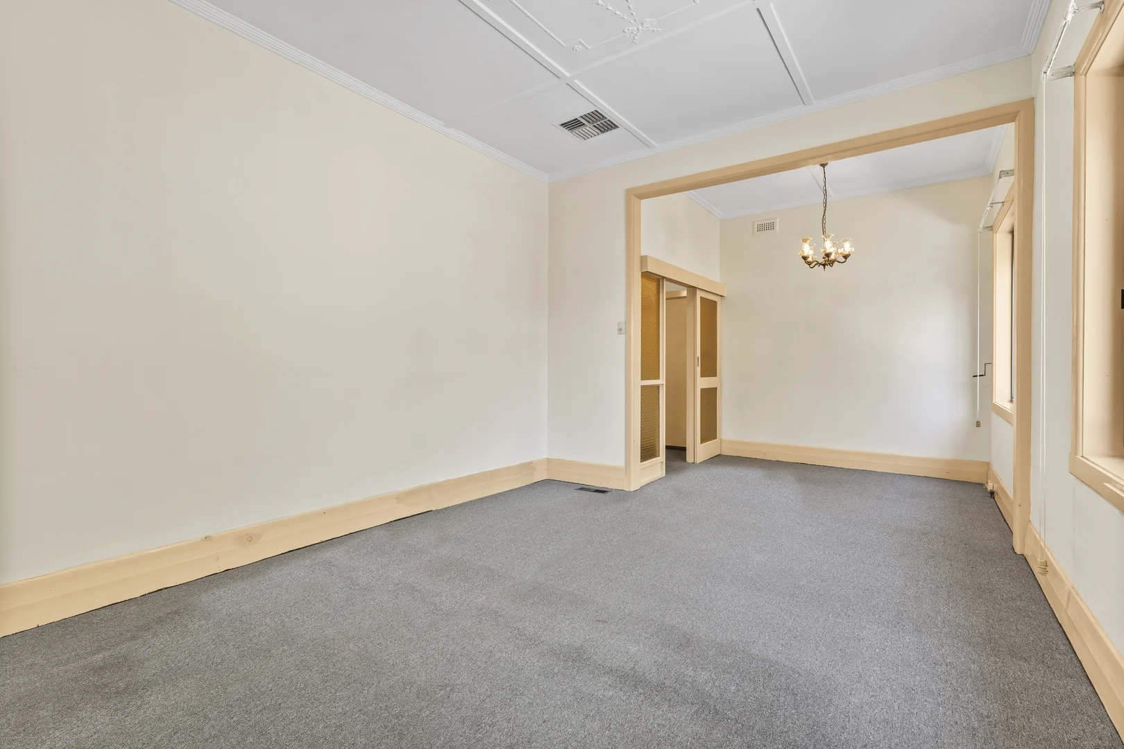 Additional image 5 of 561 Warrigal Road, Ashwood VIC 3147