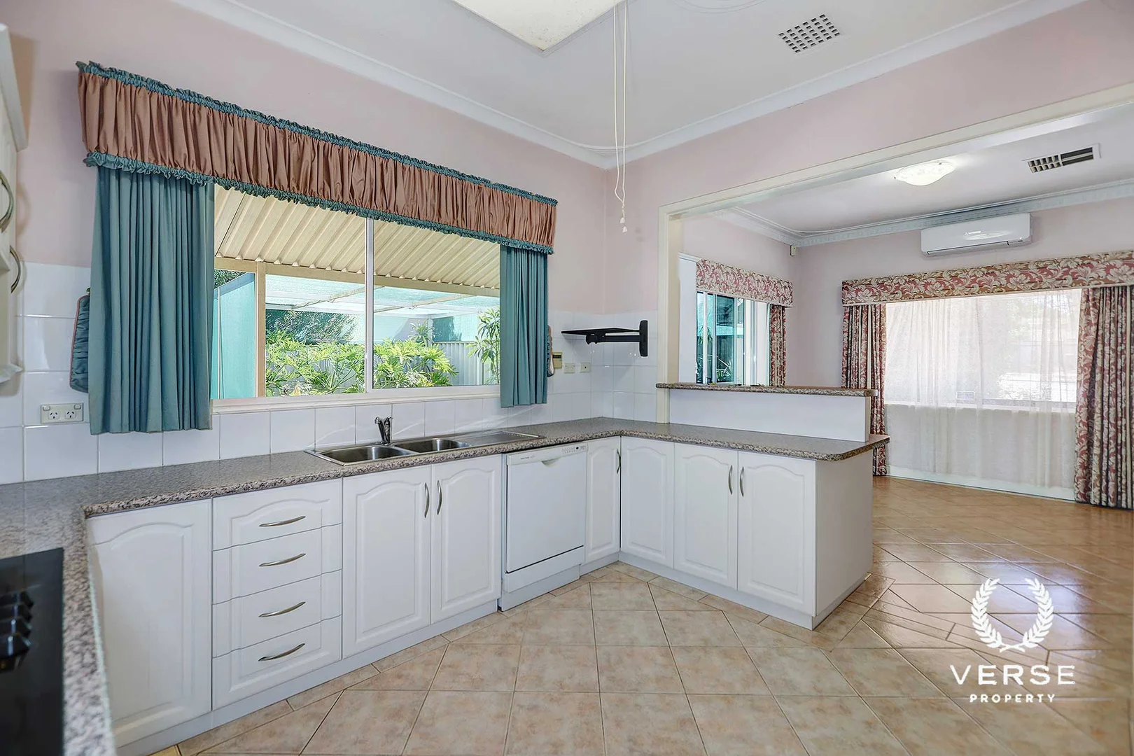 Additional image 9 of 84A Boundary Road, St James WA 6102