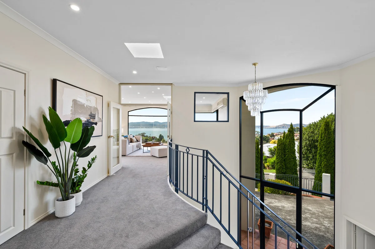 11 Shepherd Street, Sandy Bay TAS 7005 photo 2