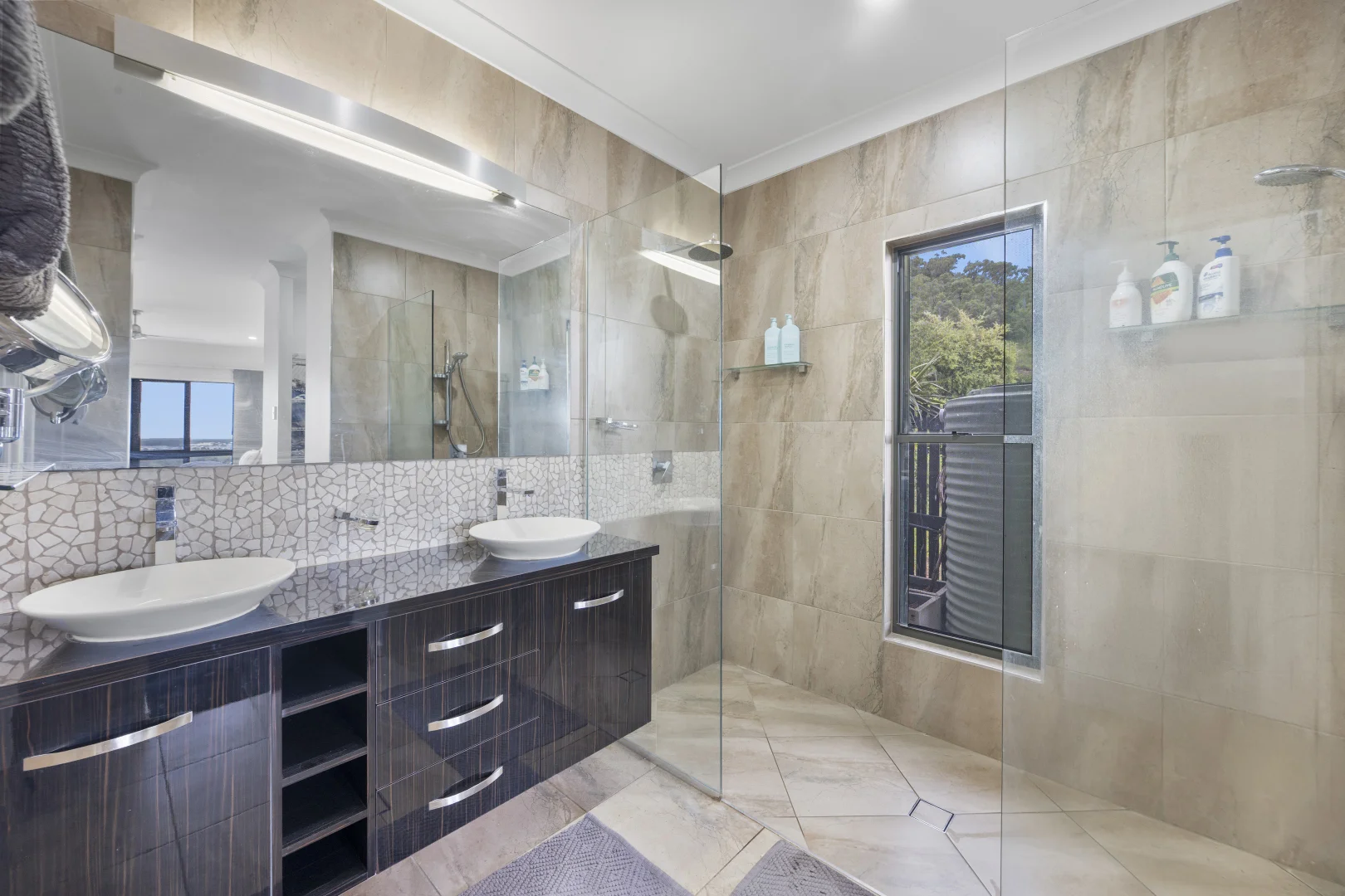 Additional image 10 of 11 Mont Blanc Place, Mount Louisa QLD 4814