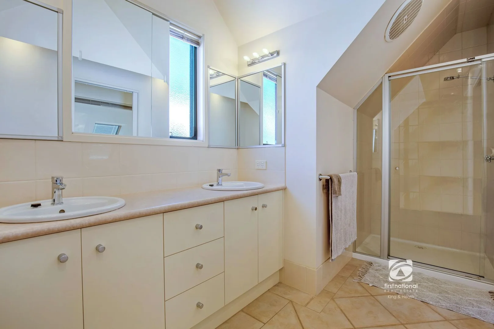 Additional image 13 of 1/32 Aquarius Way, Paynesville VIC 3880