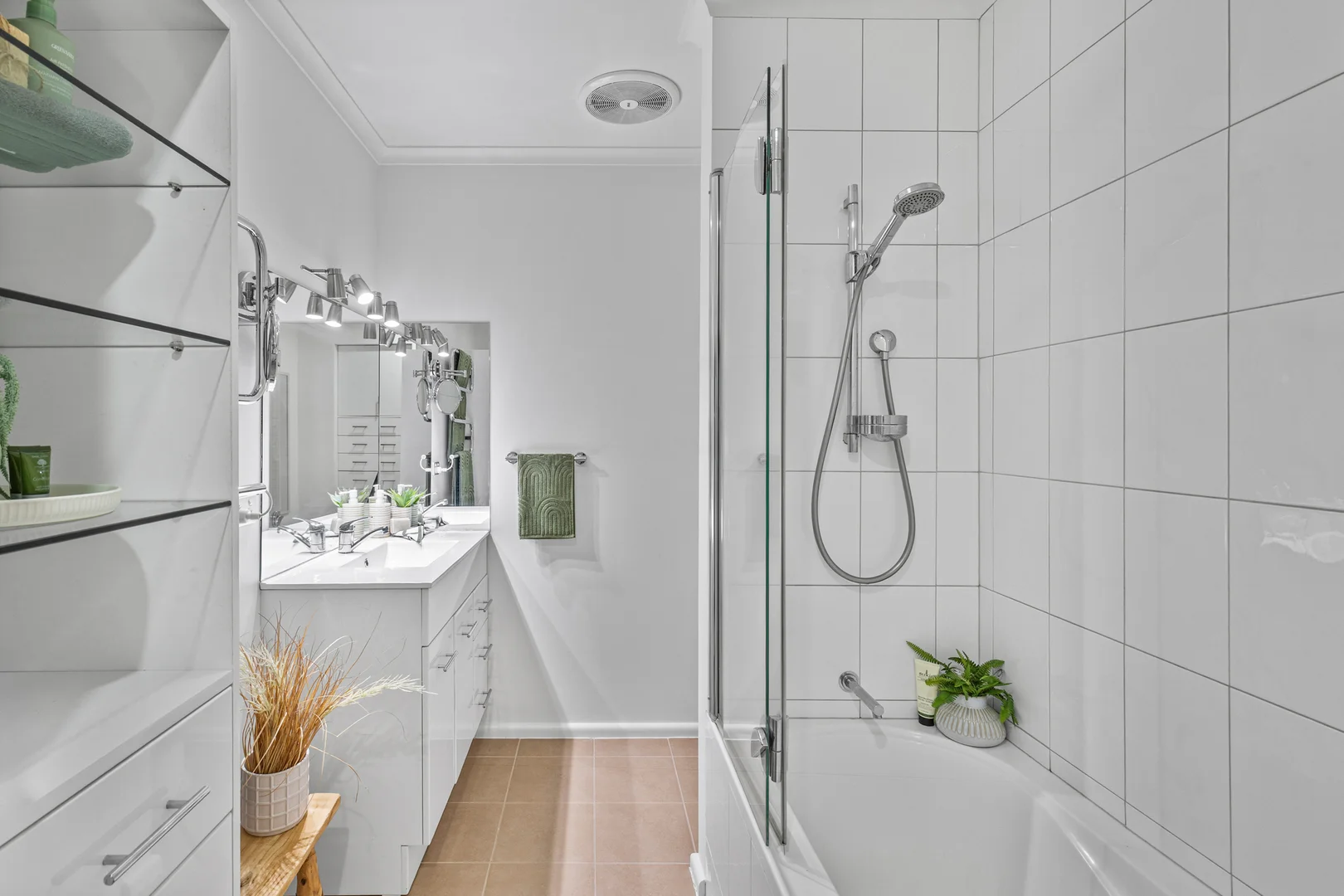 Additional image 14 of 70 Oakpark Drive, Chadstone VIC 3148