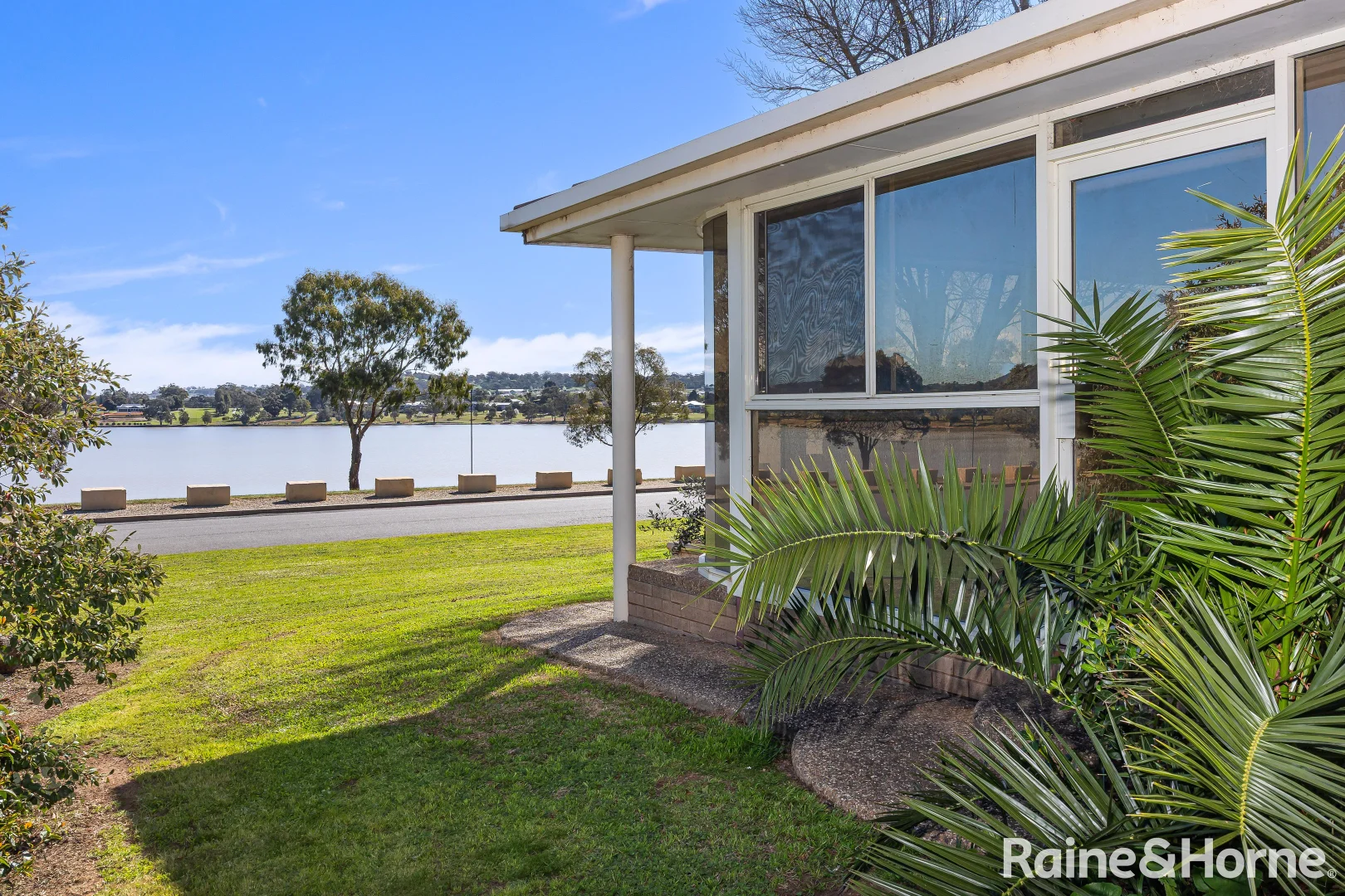 Additional image 2 of 28 Eastlake Drive, Lake Albert NSW 2650