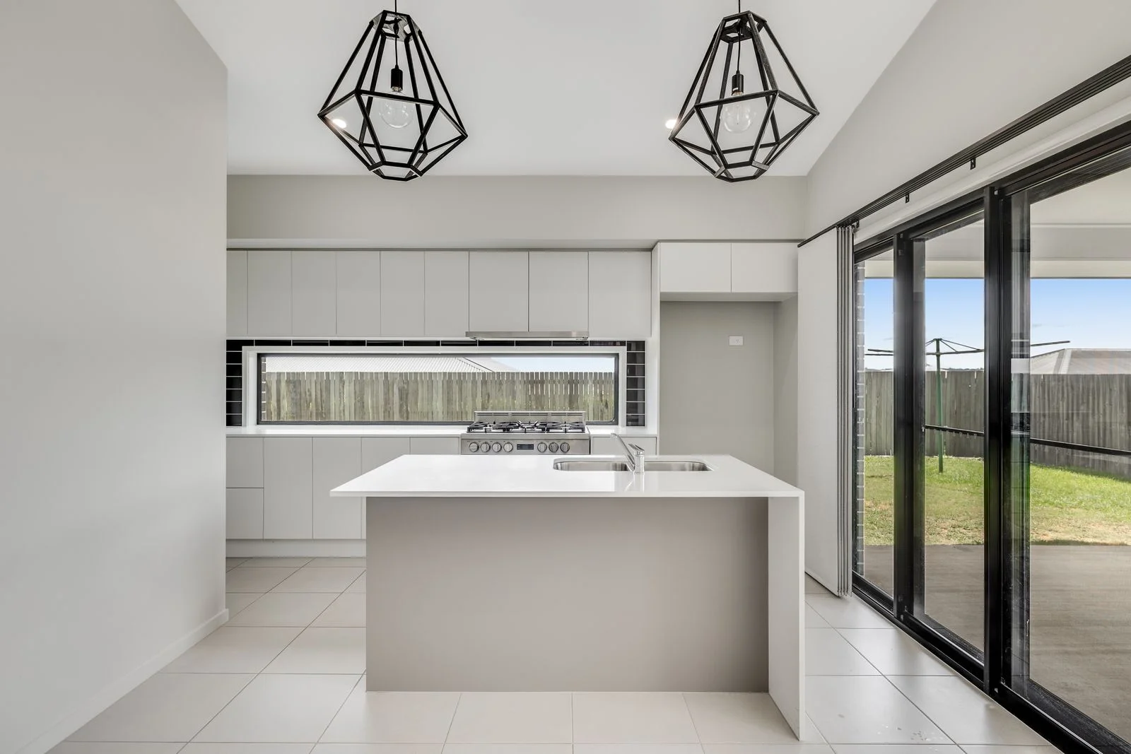 Additional image 3 of 8 Surita Street, Cotswold Hills QLD 4350