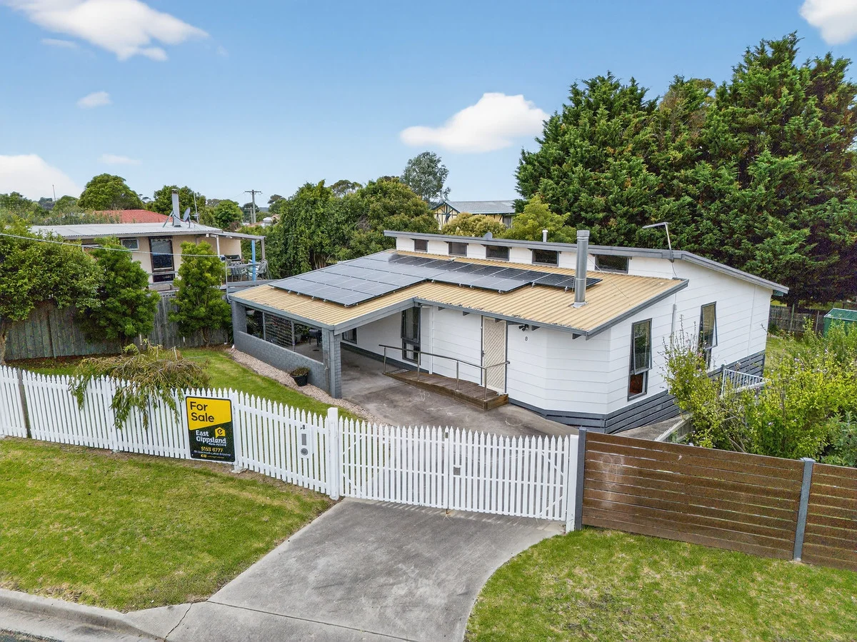 8 Archer Court, Lakes Entrance VIC 3909