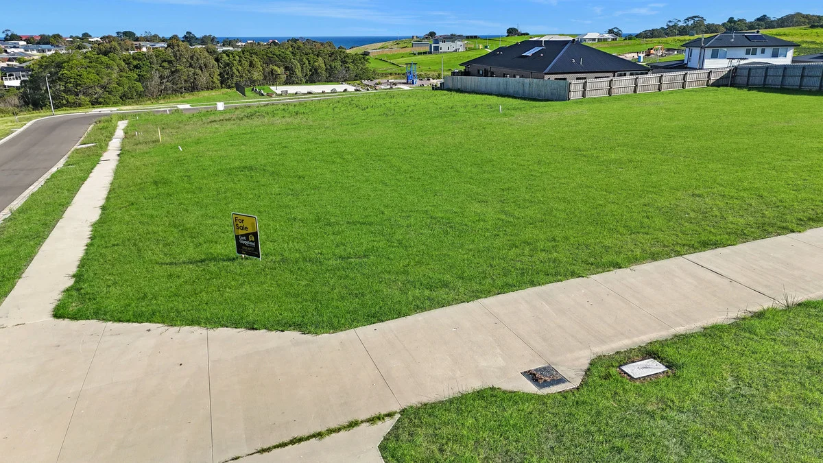 Additional image 4 of 4 Lochard Terrace, Lakes Entrance VIC 3909