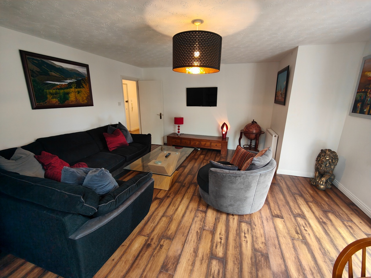 2 Bed Flat, Huntingdon Place, EH7, N1 7GU photo 2