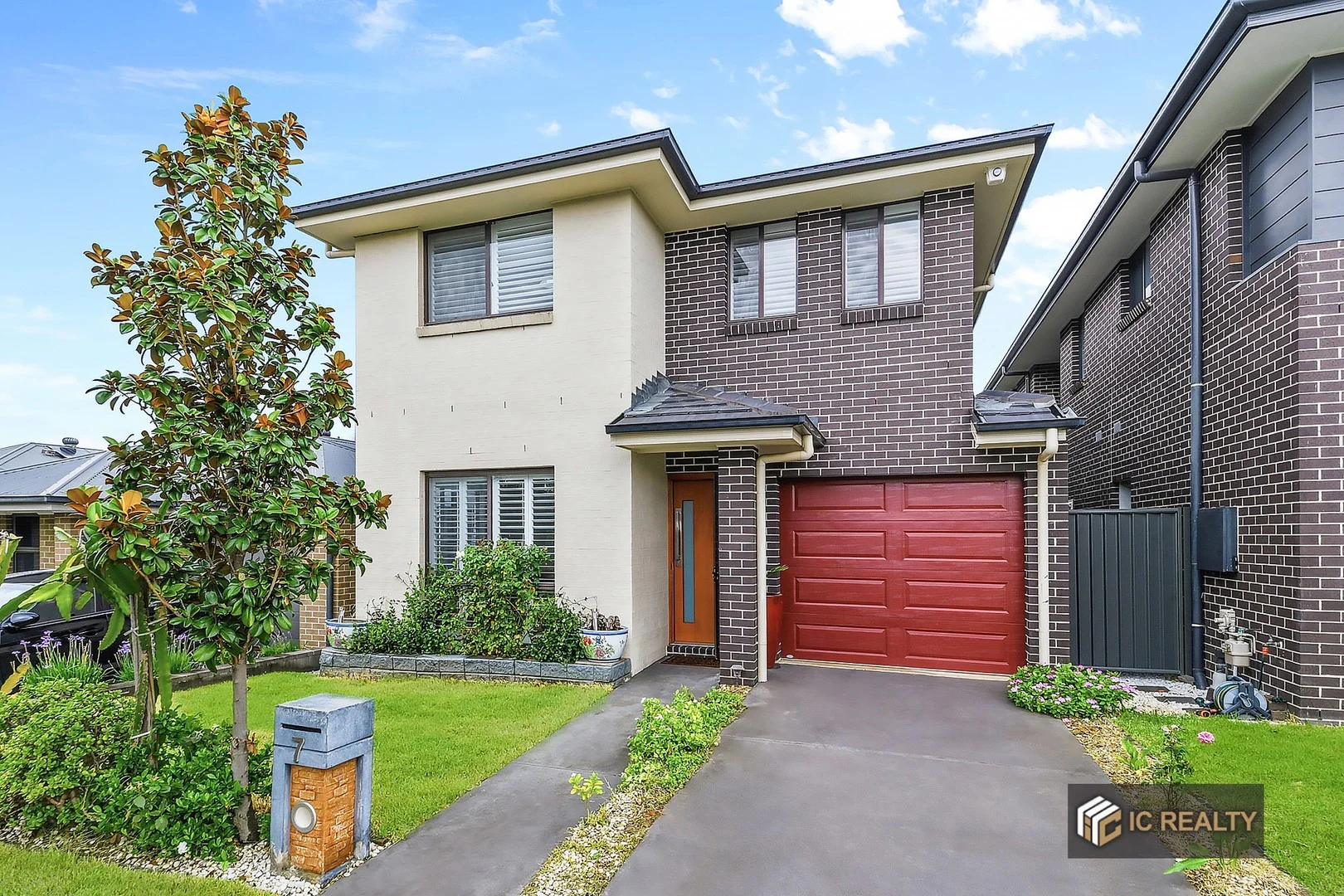7 Carcoola Way, Jordan Springs NSW 2747