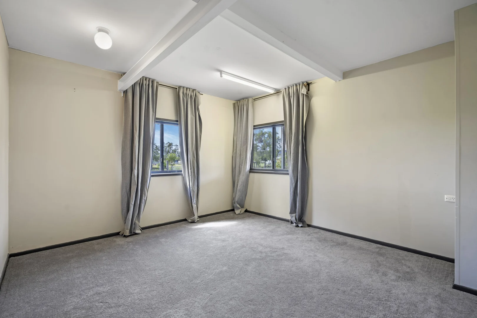 Additional image 8 of 5 Leslee Court, Summerholm QLD 4341