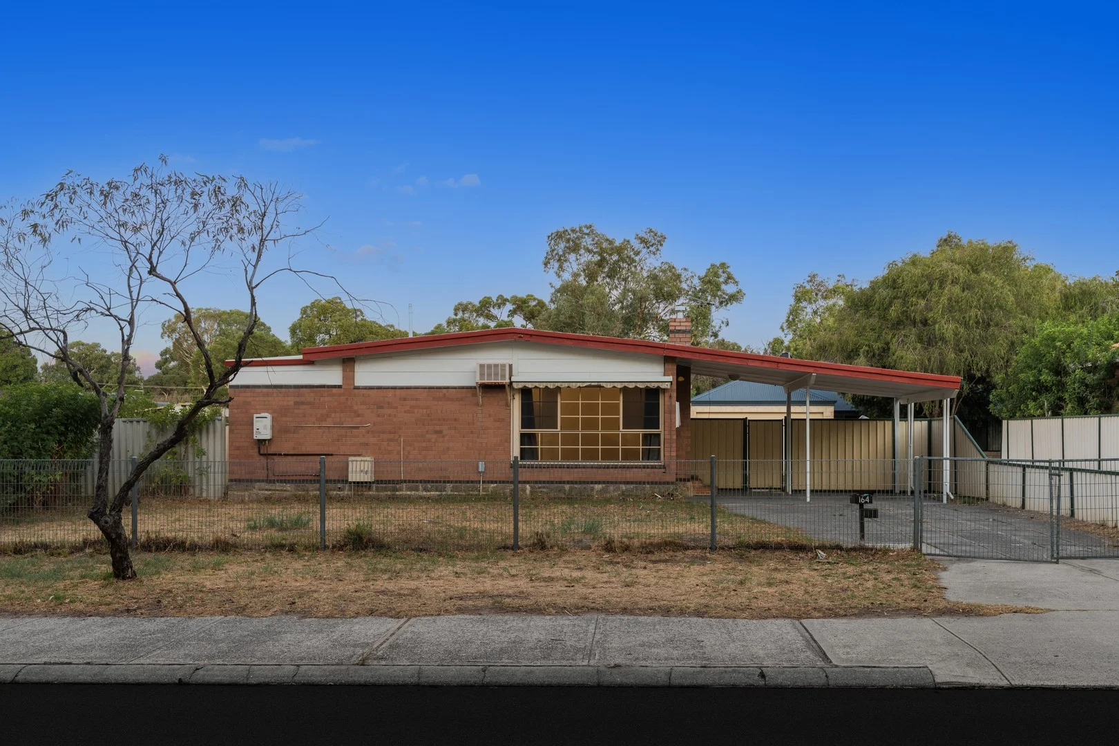164 Streich Avenue, Kelmscott WA 6111