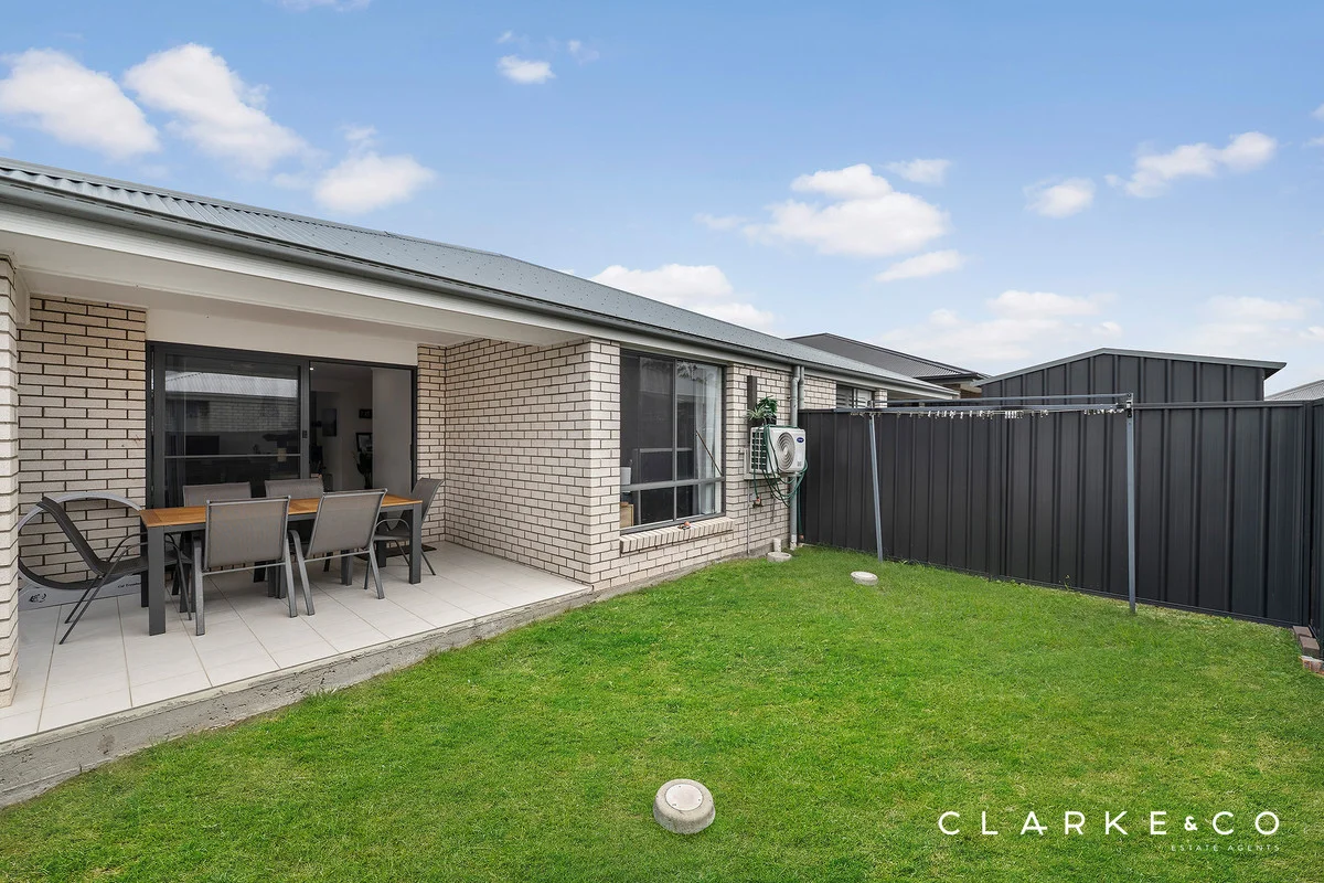 Additional image 5 of 1/22 Thorncliffe Avenue, Thornton NSW 2322