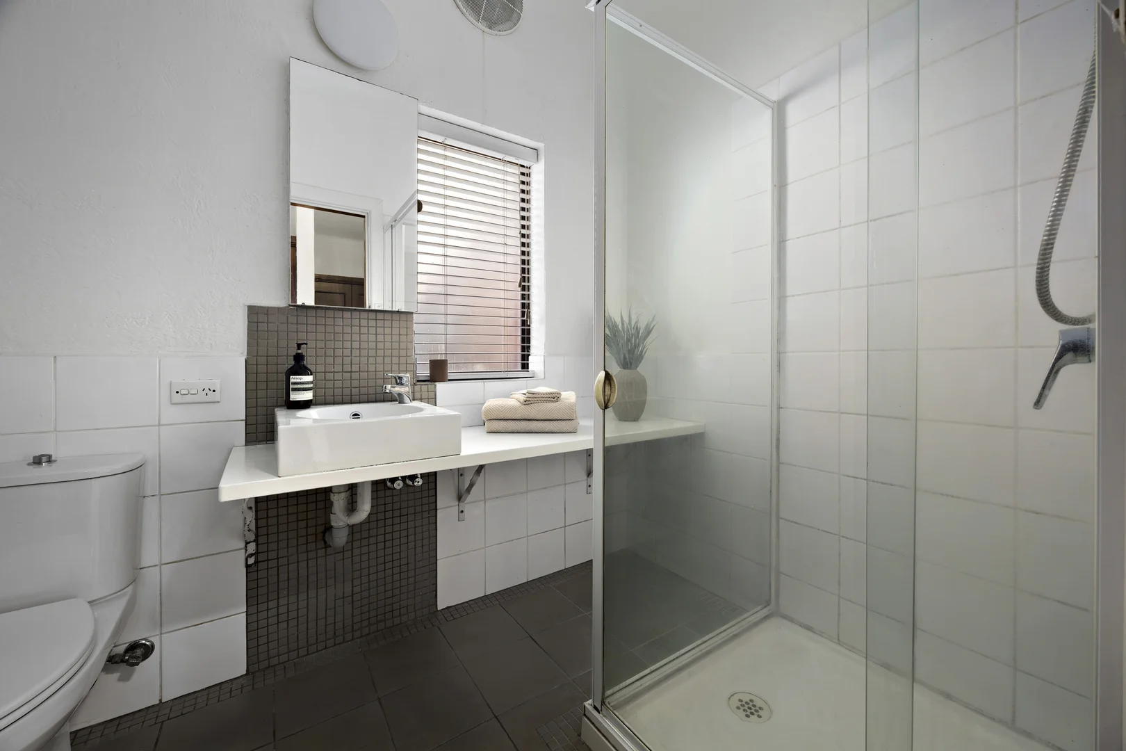 Additional image 7 of 4/109 Nimmo Street, Middle Park VIC 3206