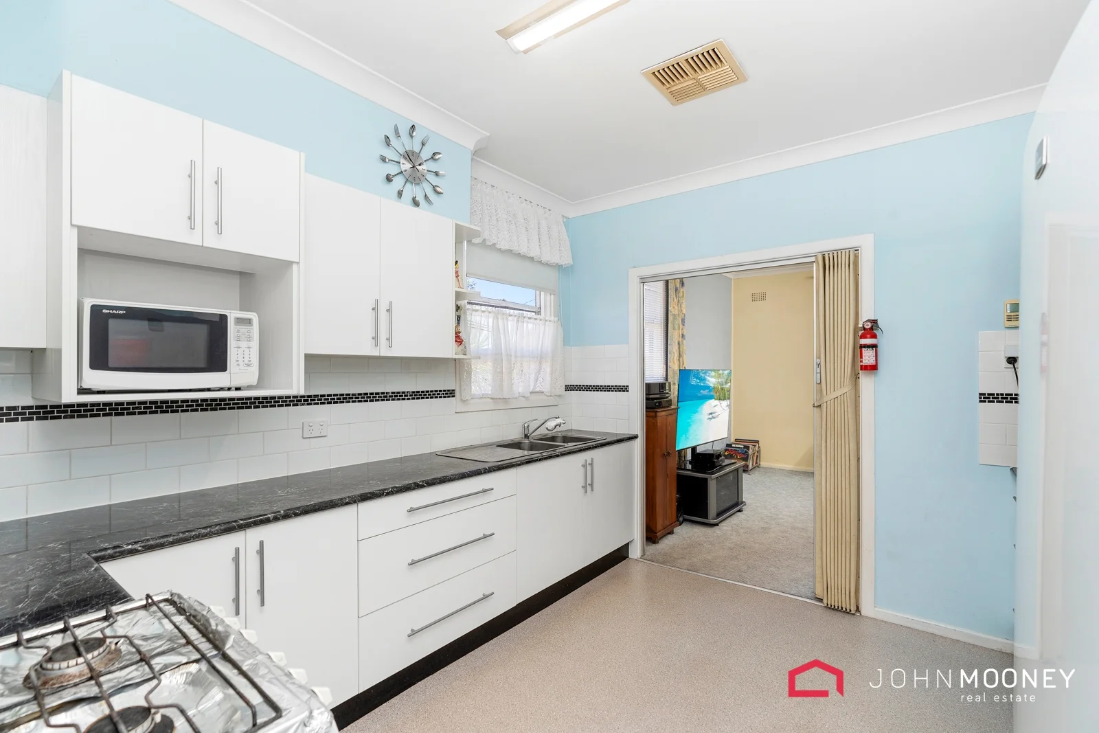 Additional image 10 of 103 Mitchelmore Street, Mount Austin NSW 2650