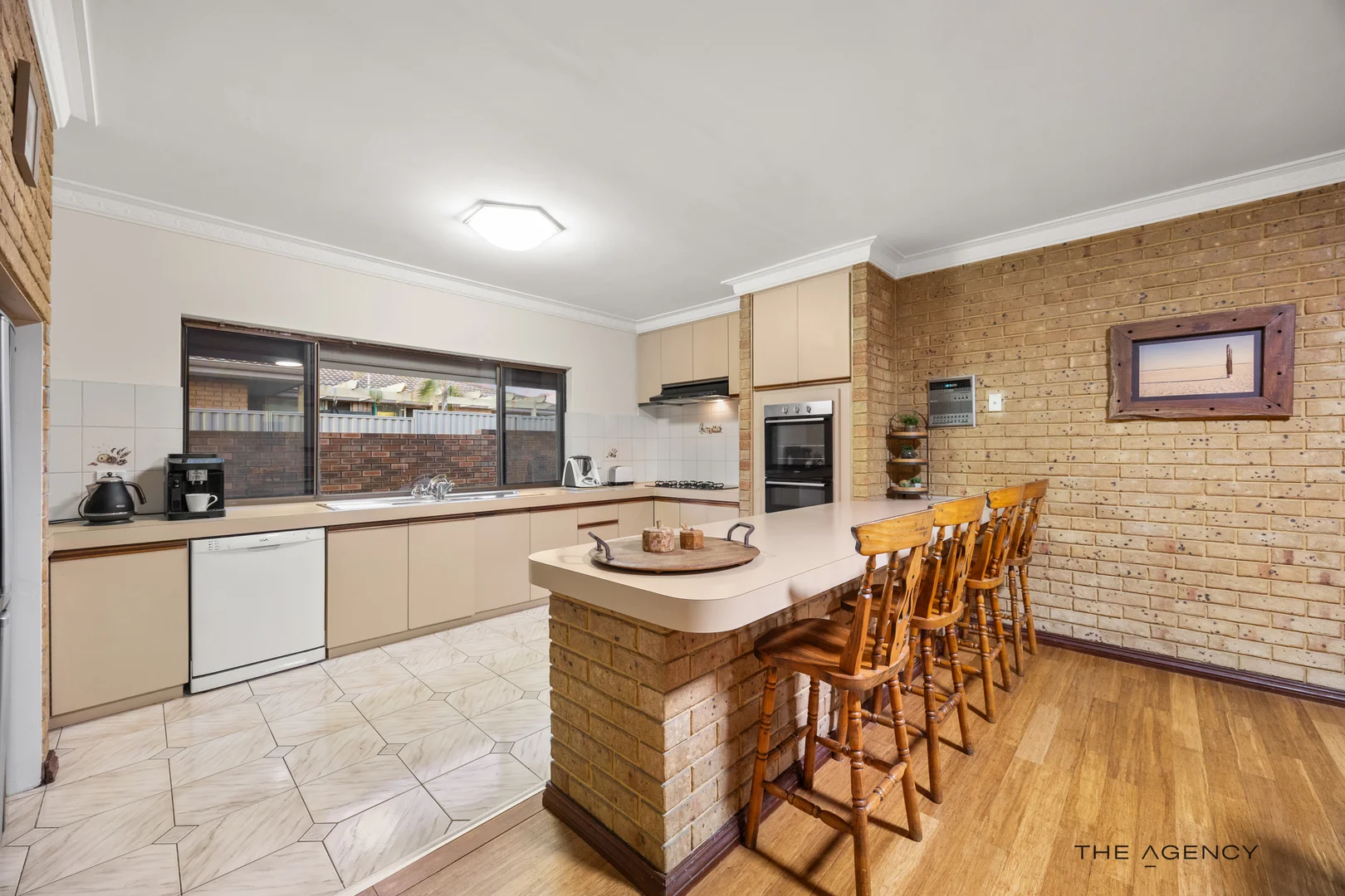 Additional image 2 of 12 Berson Court, Lake Coogee WA 6166