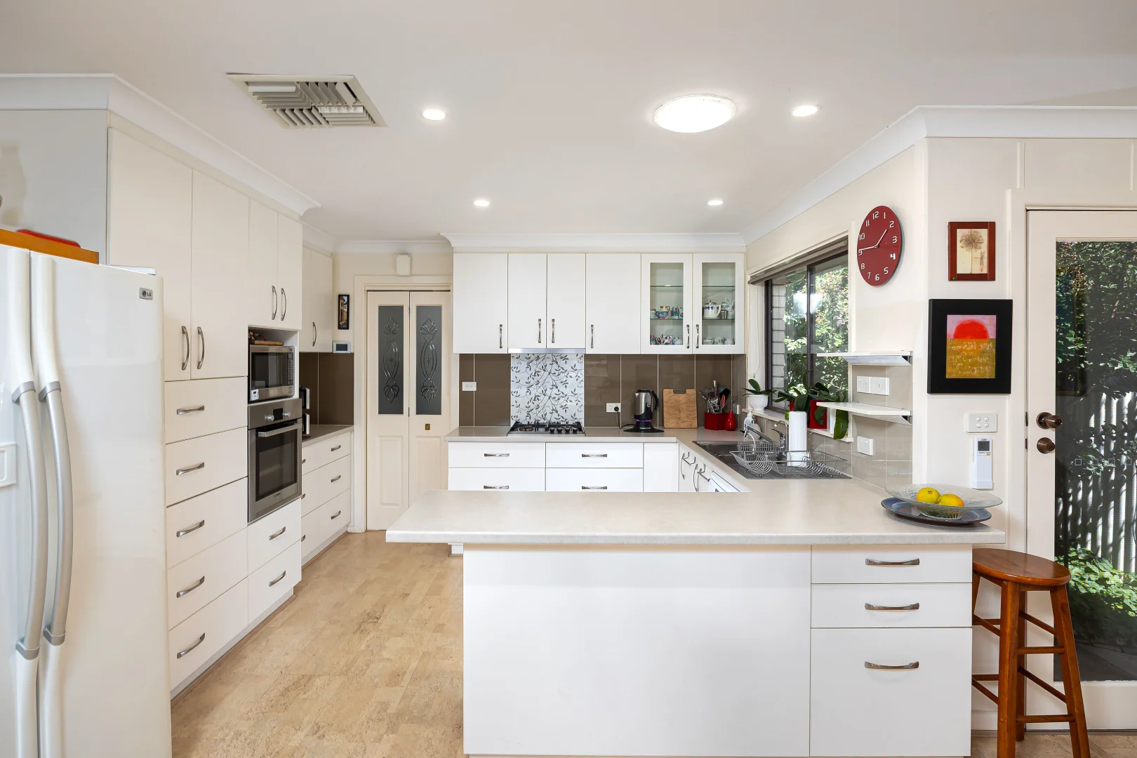 Additional image 2 of 39 Huron Crescent, Lake Albert NSW 2650
