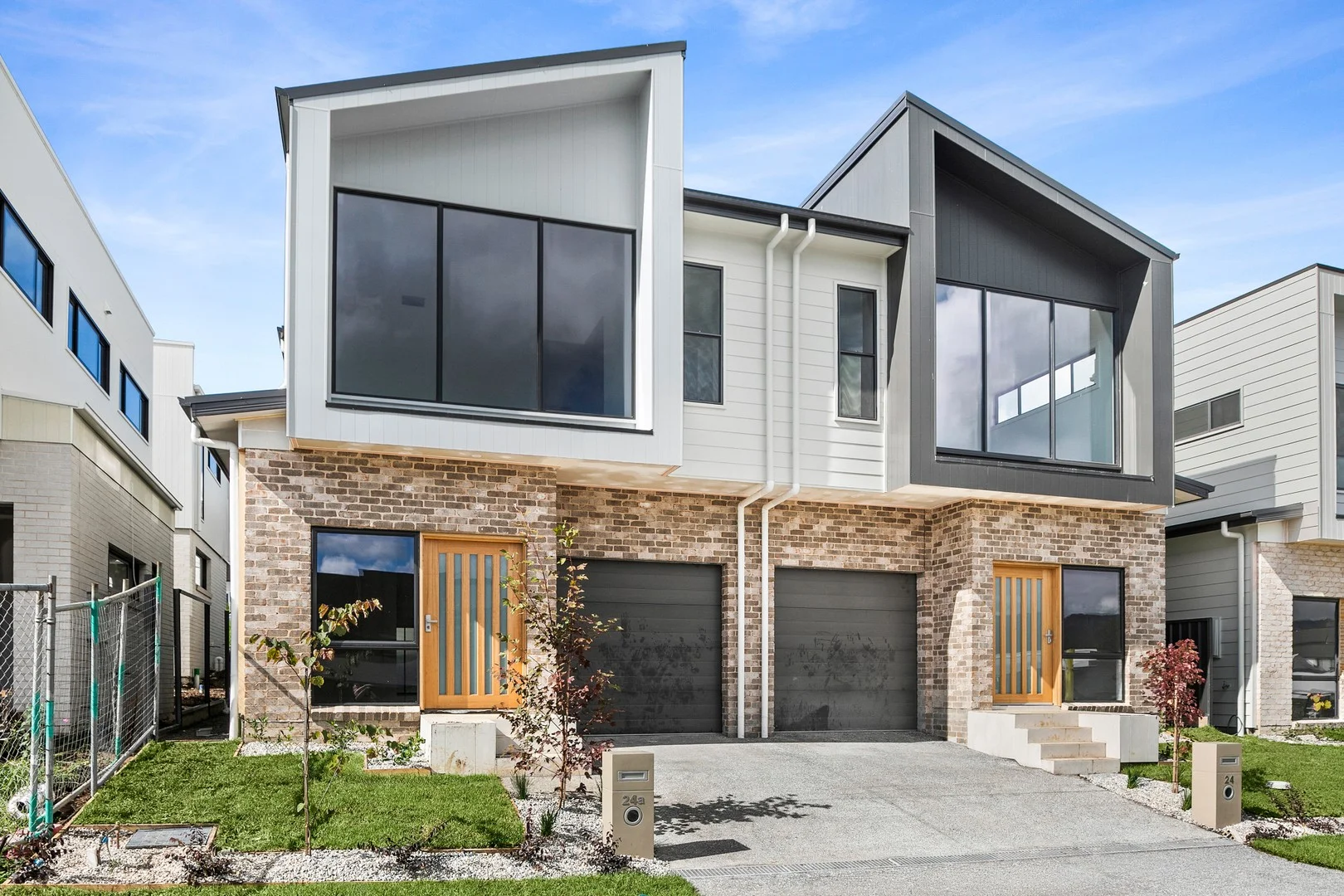 24 Angus Street, Tullimbar NSW 2527