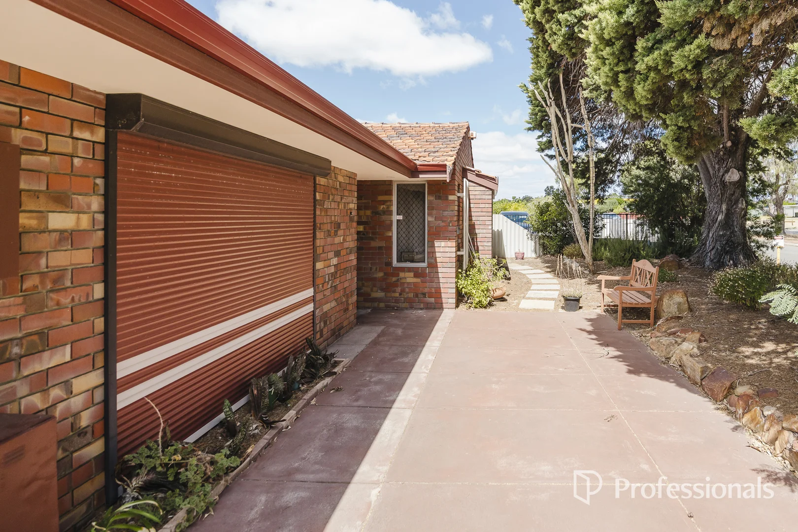 Additional image 3 of 45 Marangaroo Drive, Marangaroo WA 6064