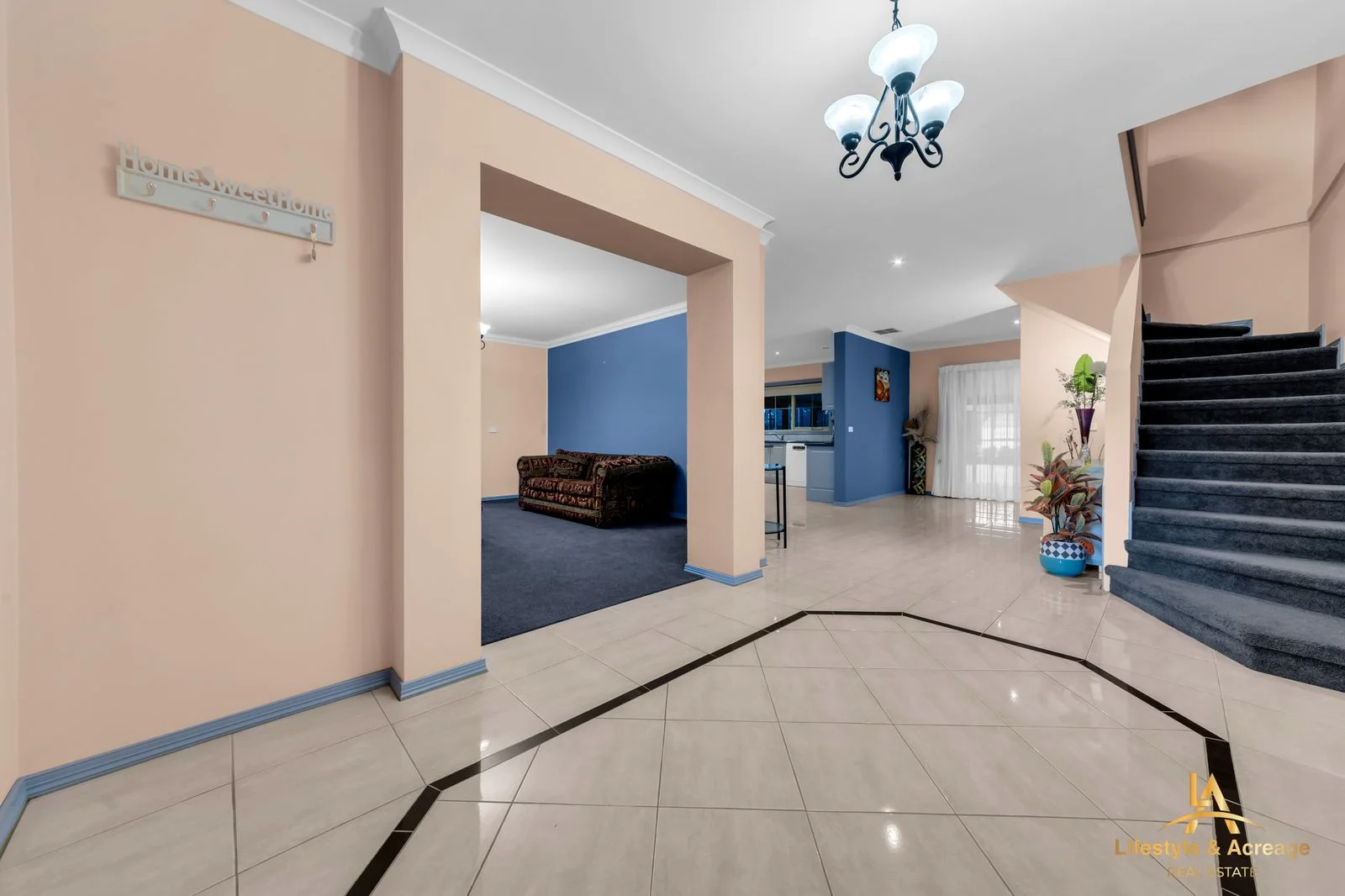 Additional image 3 of 12 NOTTINGHAM COURT, Drouin VIC 3818