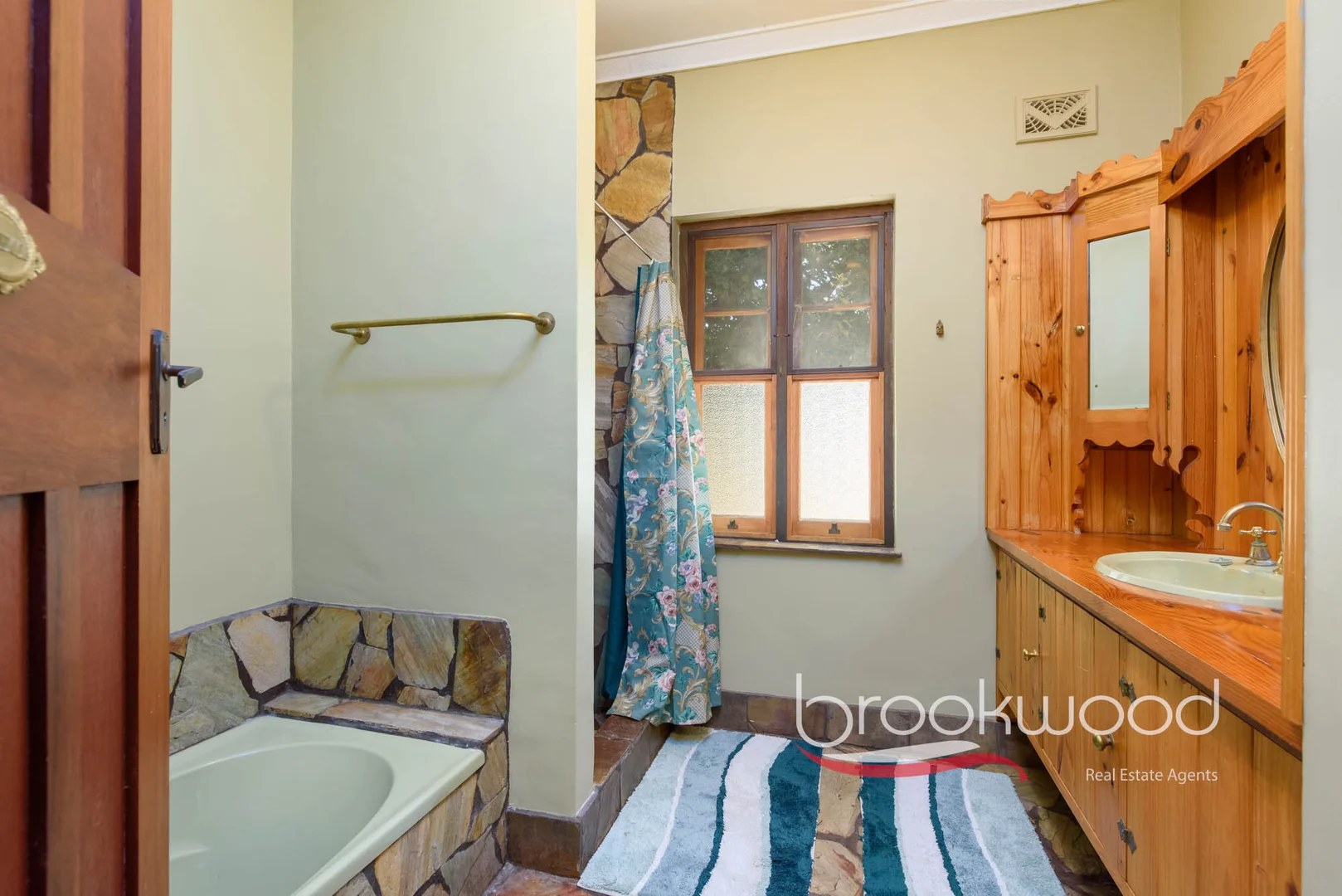 Additional image 31 of 4260 Richardson Road, Stoneville WA 6081