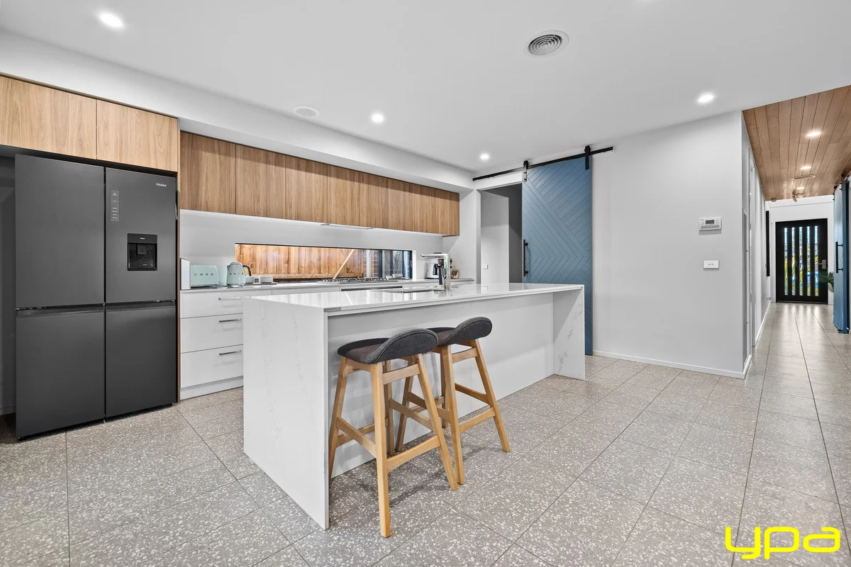 26 Snead Boulevard, Cranbourne VIC 3977