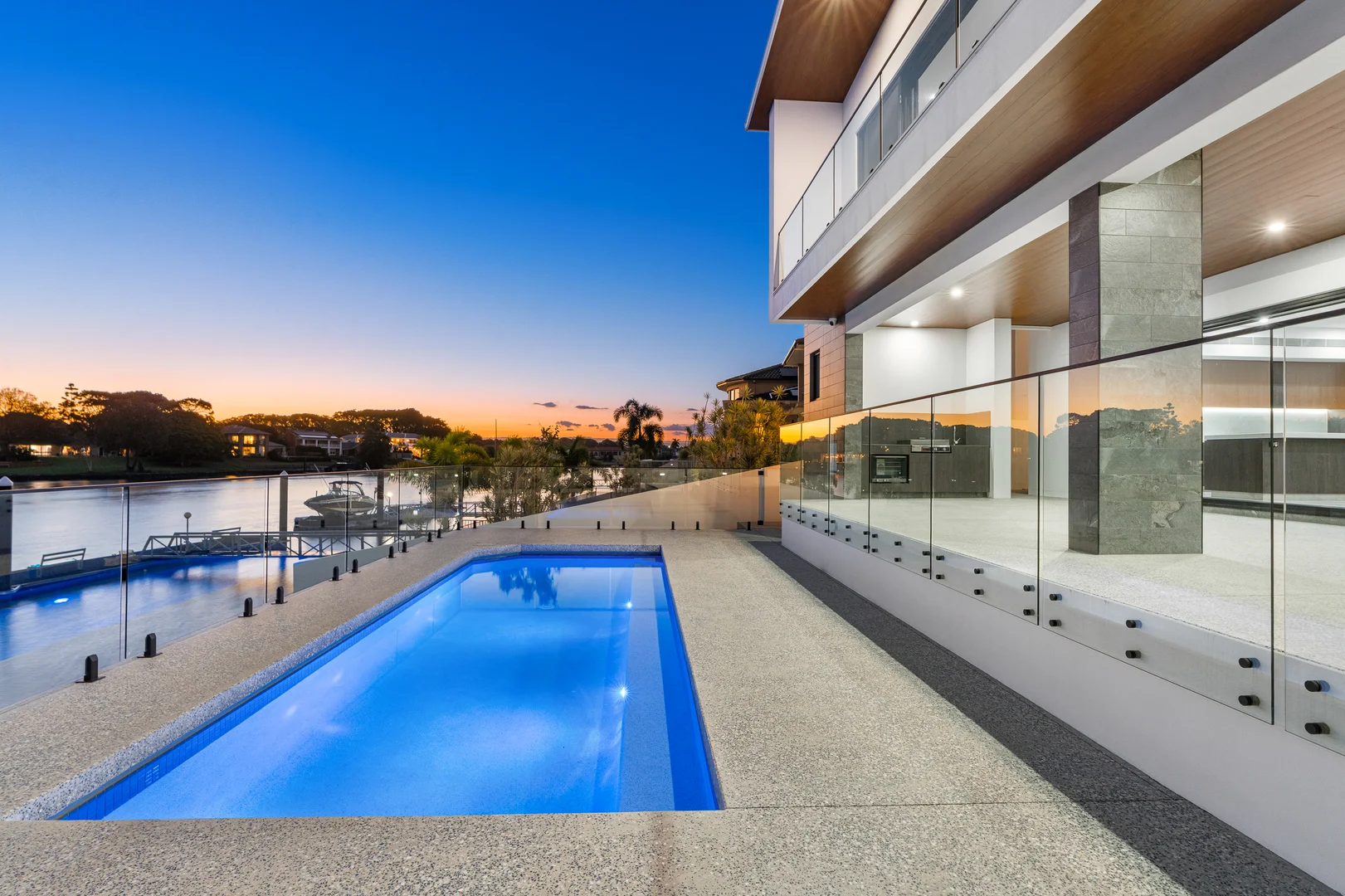 Additional image 3 of 125 Sir Bruce Small Boulevard, Benowa Waters QLD 4217