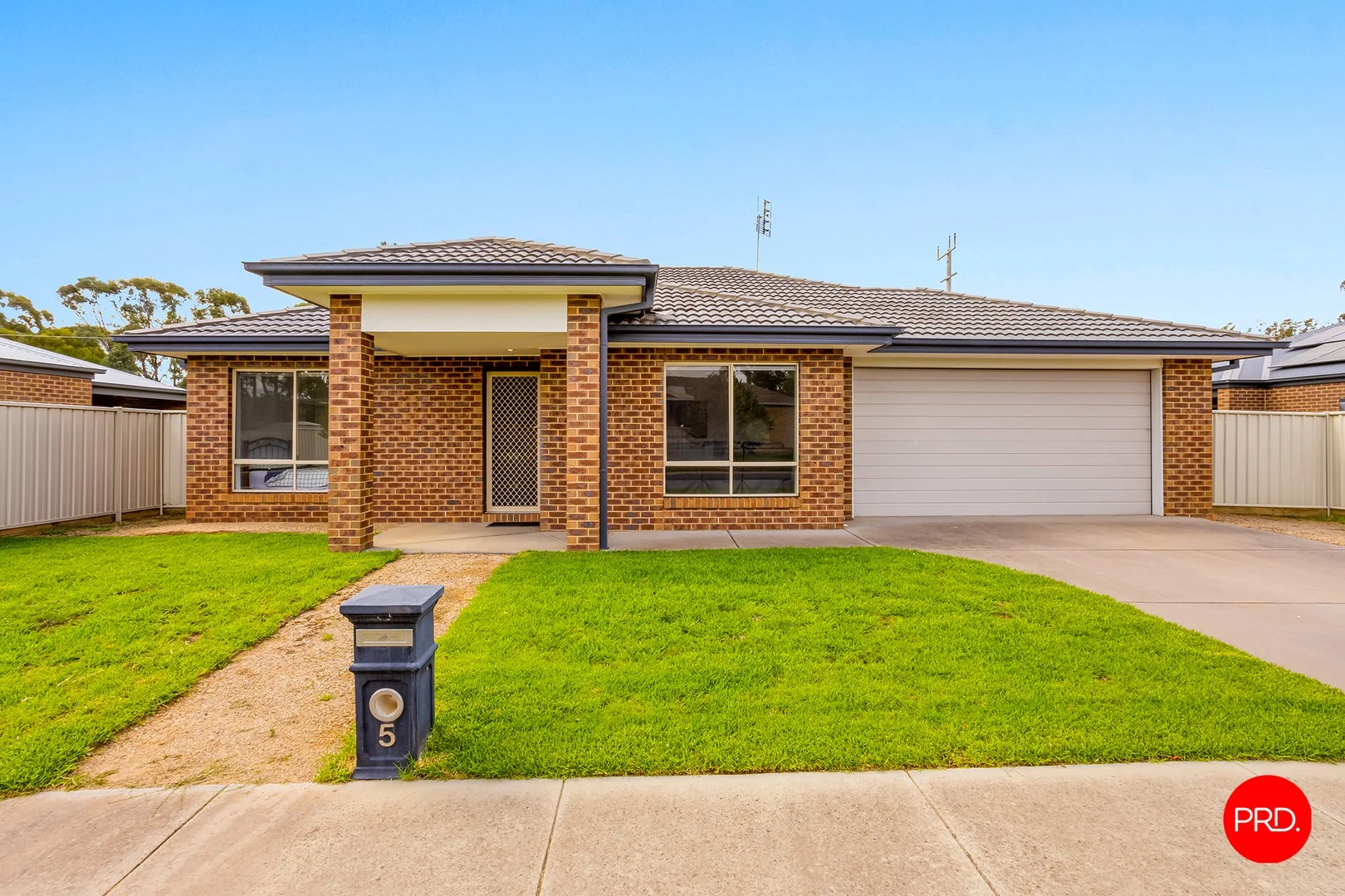 5 Sampson Place, Marong VIC 3515