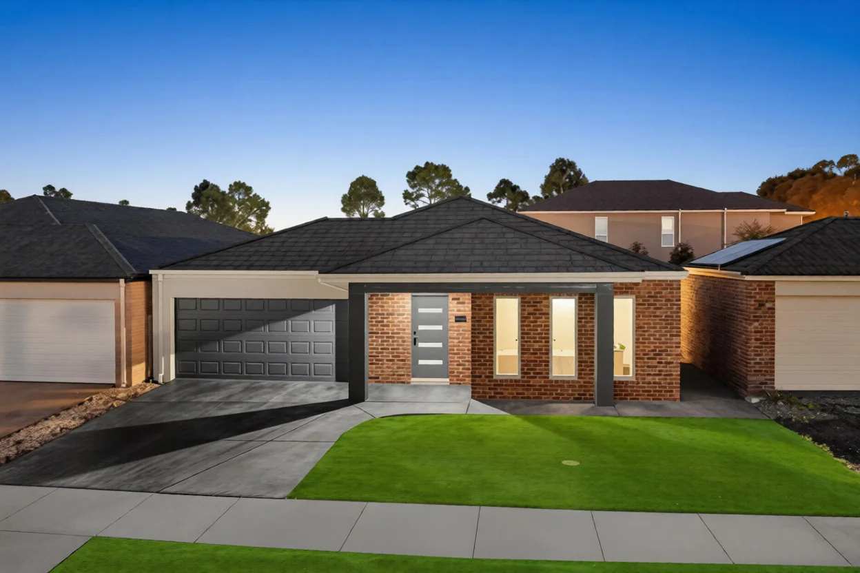 4 Davenport Crescent, Cranbourne West VIC 3977