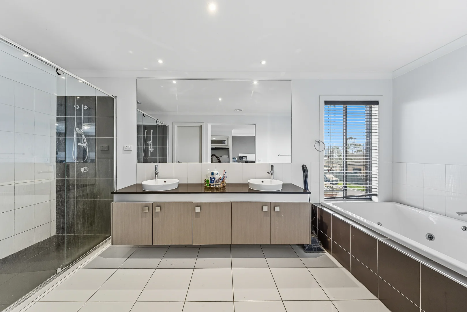 Additional image 11 of 8 Gelderland Drive, Clyde North VIC 3978