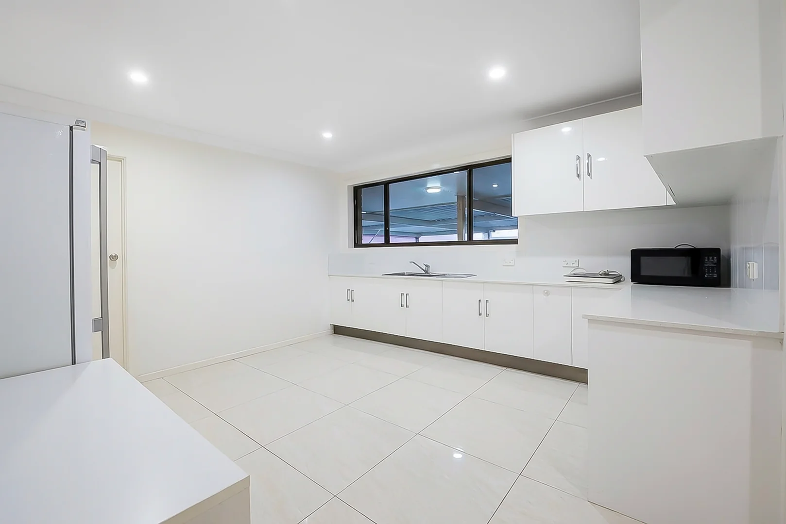 Additional image 15 of 82 Davrod Street, Robertson QLD 4109