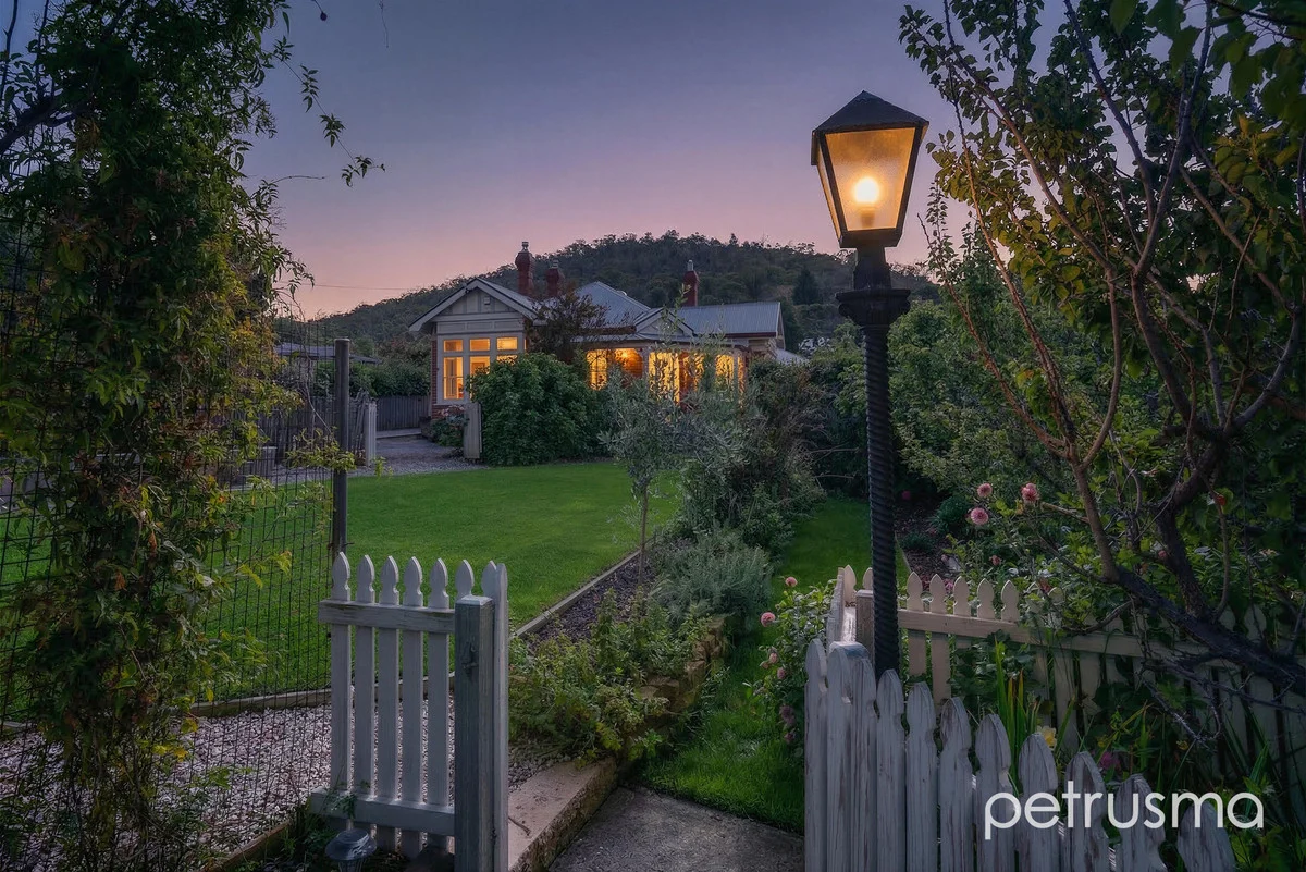 Additional image 3 of 26A Talune Street, Lindisfarne TAS 7015