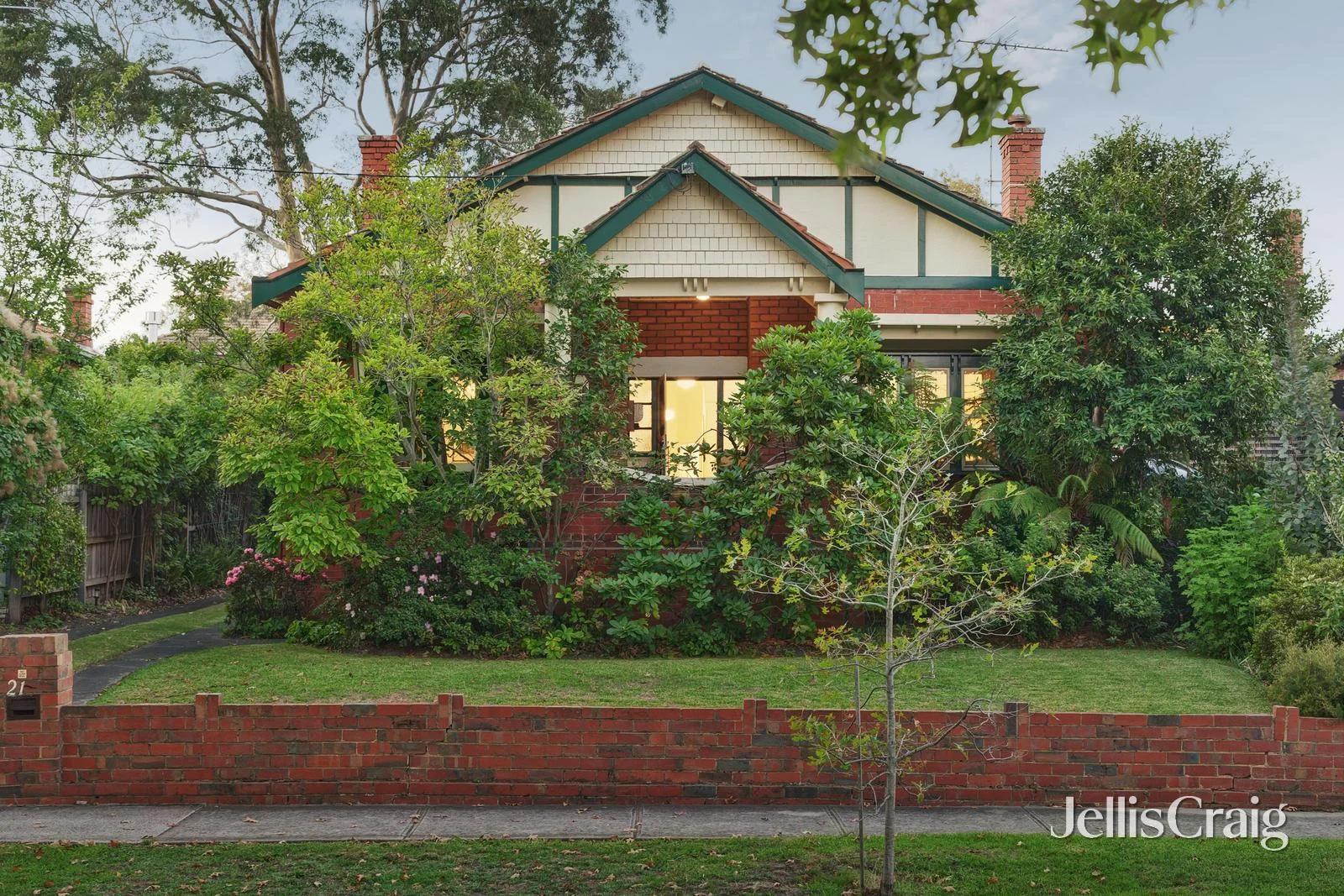 21 Nepean Street, Glen Iris VIC 3146