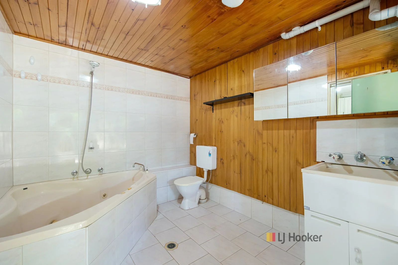 Additional image 15 of 118 Birdwood Drive, Blue Haven NSW 2262