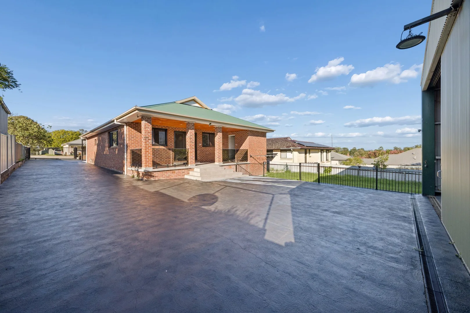 Additional image 13 of 27 William Street, Young NSW 2594