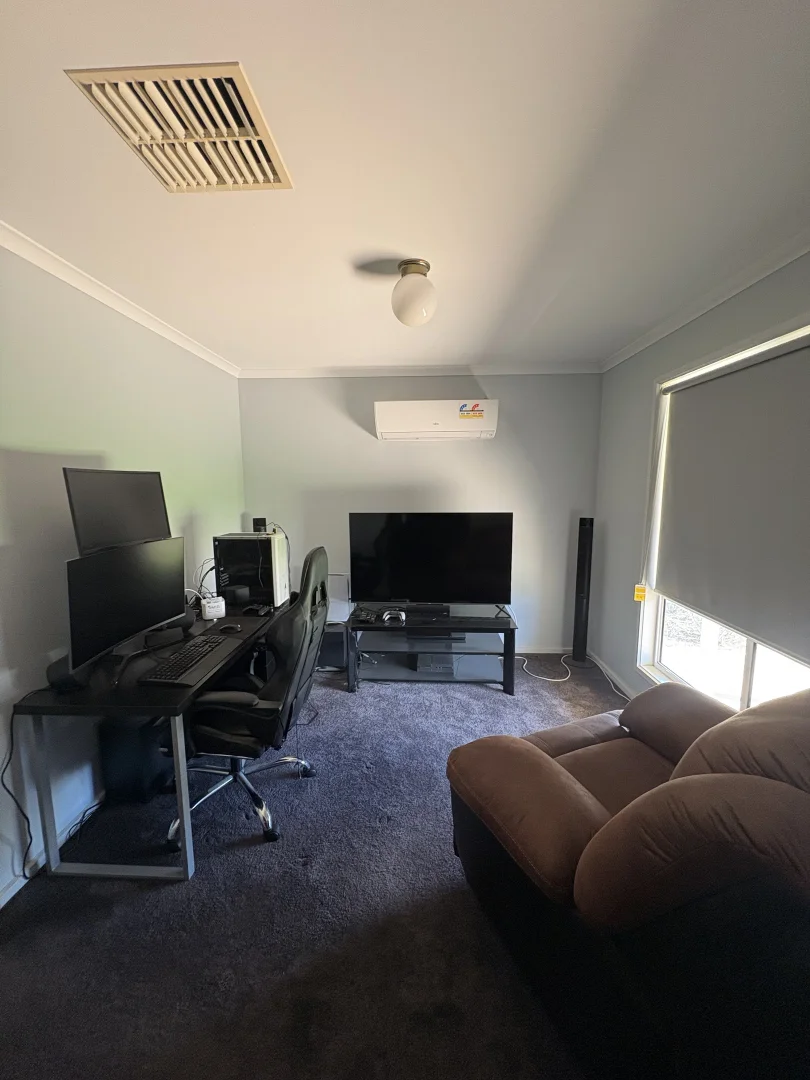 6A Morethia Court, Roxby Downs SA 5725 photo 3